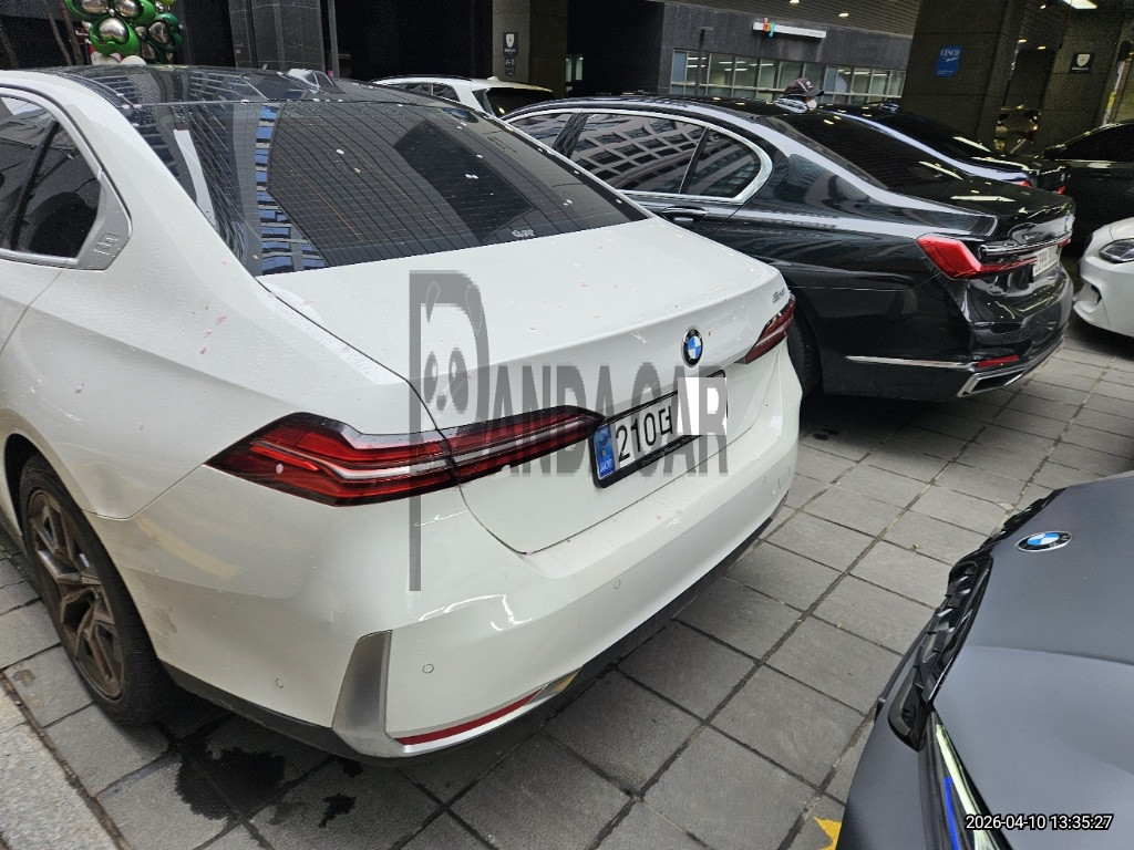 2024 BMW 520i, photograph 4
