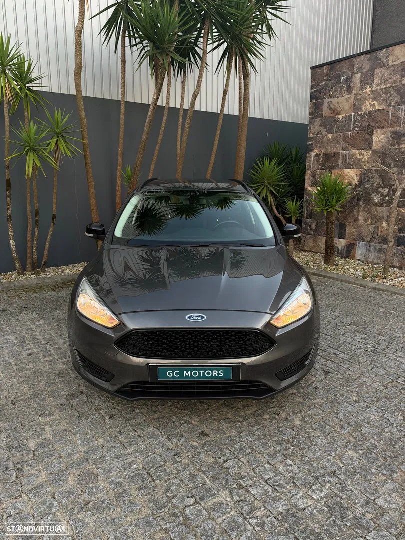 2016 Ford Focus 1.0 EcoBoost S&S SYNC Edition, photograph 3