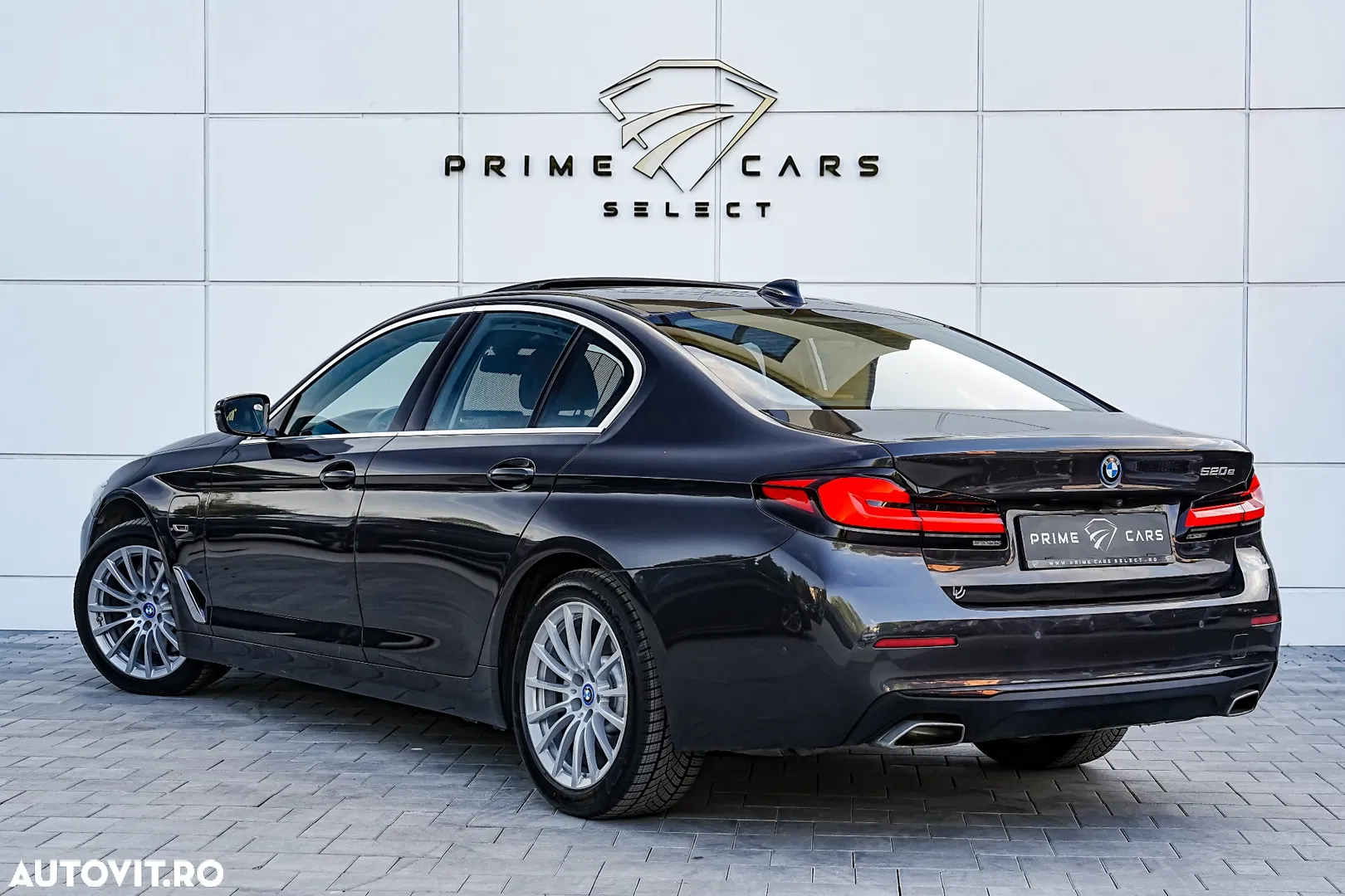 2022 BMW Seria 5 520e Aut., photograph 8