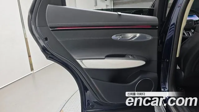 2025 Genesis GV70 2.5T Gasoline AWD, photograph 11