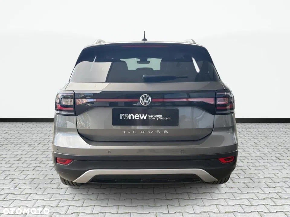2019 Volkswagen T-Cross, photograph 6