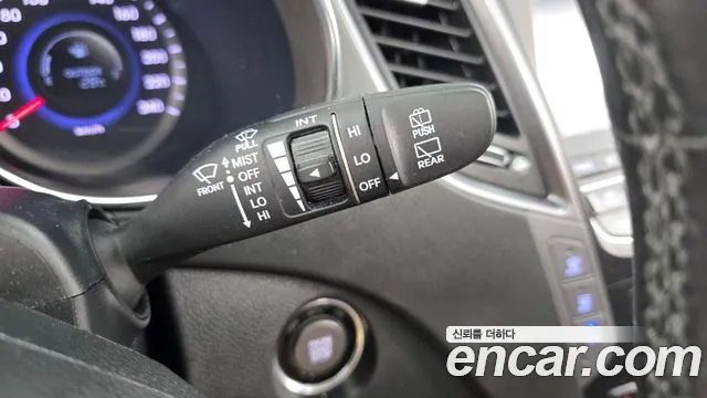 2013 Hyundai Santafe Diesel(e-VGT) 2.0 2WD Exclusive, photograph 11