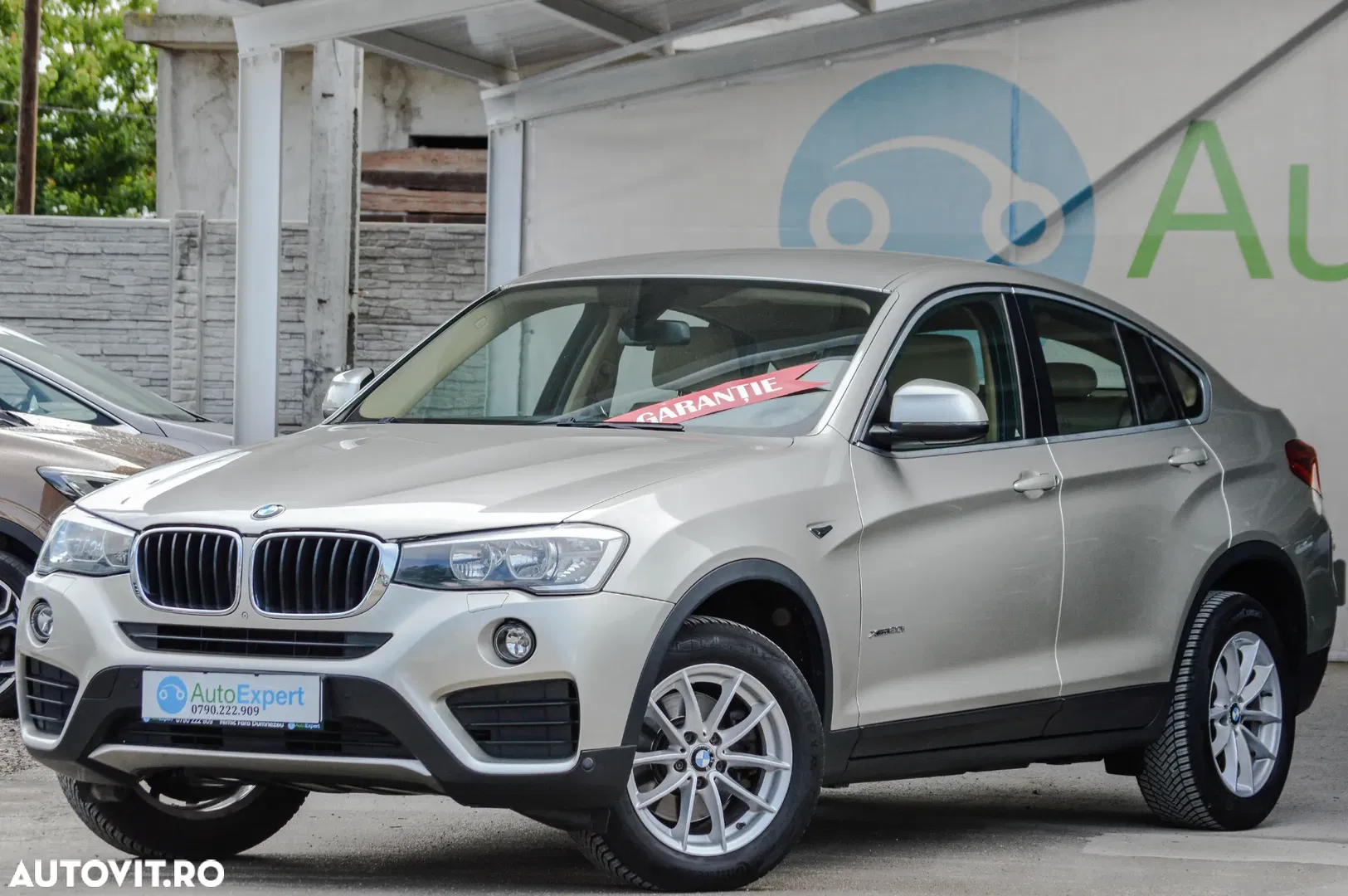 2015 BMW X4 xDrive20i AT Advantage, photograph 3