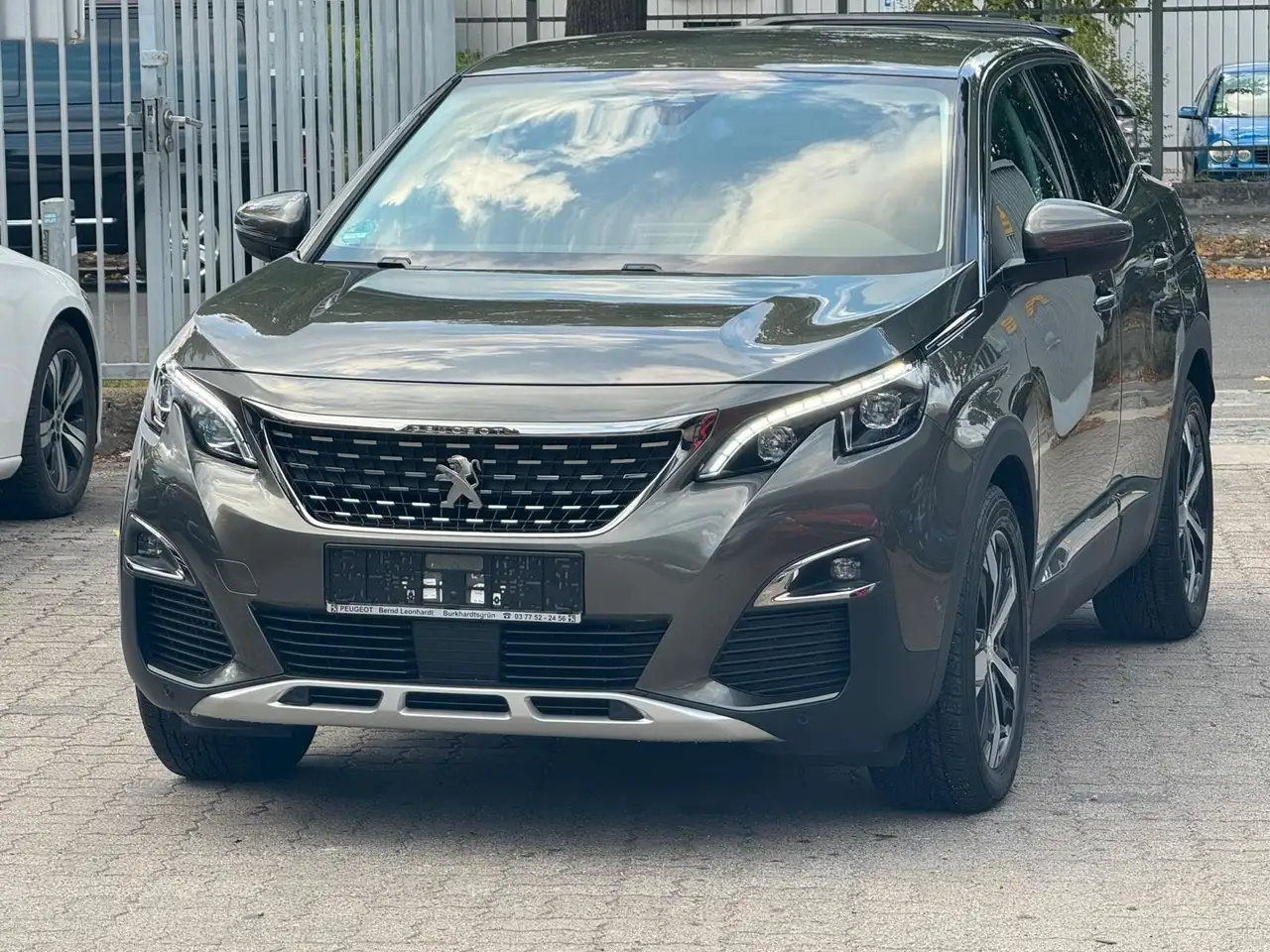 Peugeot 3008 Allure/erst 44TKM/LED/Navi/Top gepflegt — photo 1 of 18