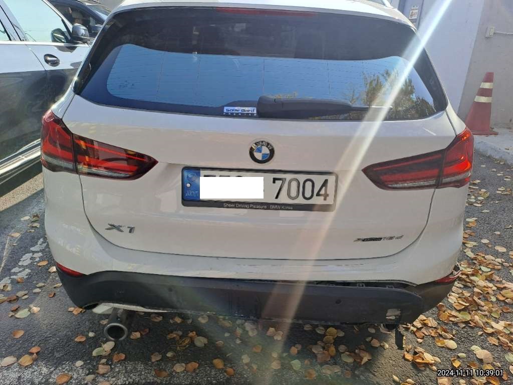2021 BMW X1 xDrive18d, photograph 1