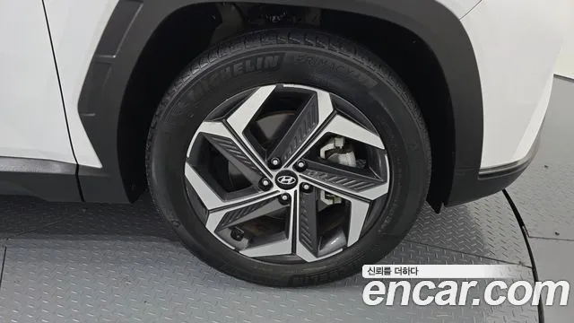 Hyundai Tucson Diesel 2.0 4WD — photo 1 of 20