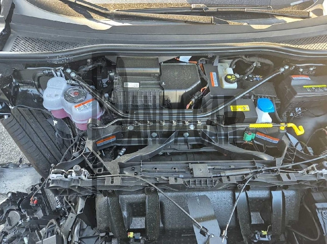 2026 Audi Q4 45 etron, photograph 4