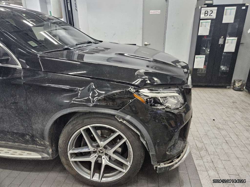 2017 Mercedes-Benz GLE350 d 4Matic Coupe, photograph 2