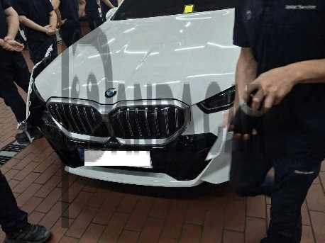 2024 BMW 520i, photograph 1