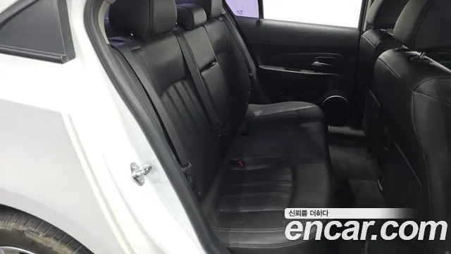 2013 ChevroletGMDaewoo Cruze 1.8 LT+ Leather Package, photograph 3