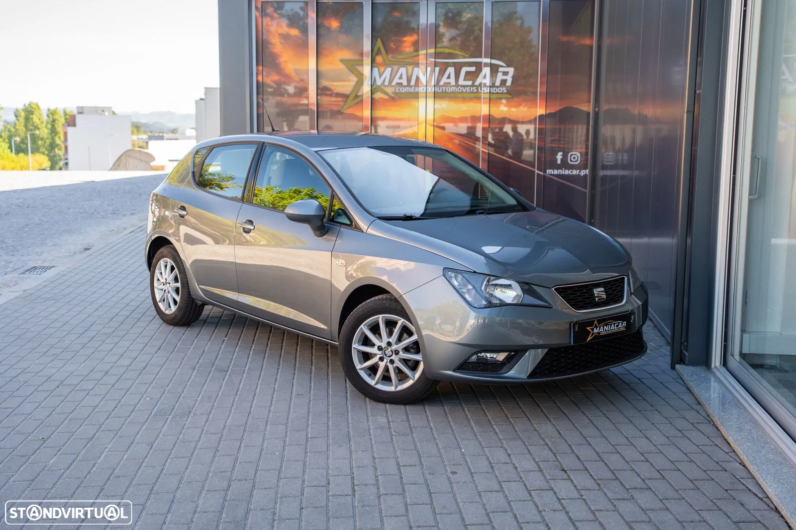 2016 SEAT Ibiza 1.0 EcoTSI Style, photograph 1