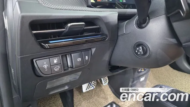 2024 Kia EV6 Long Range 4WD, photograph 6