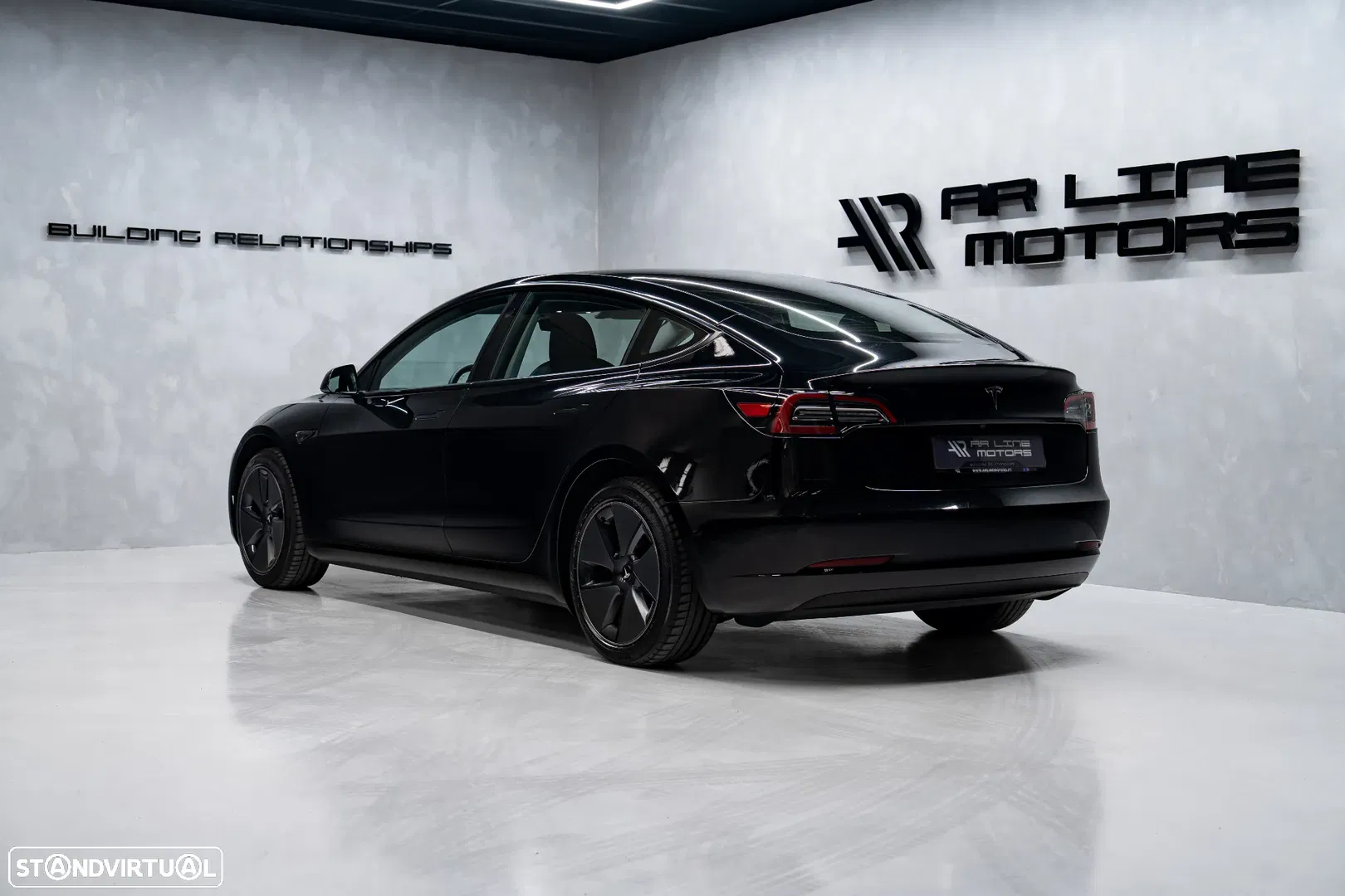 2023 Tesla Model 3 Standard Range Plus RWD, photograph 9