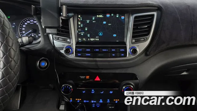 2016 Hyundai Tucson Diesel 2.0 2WD, photograph 12
