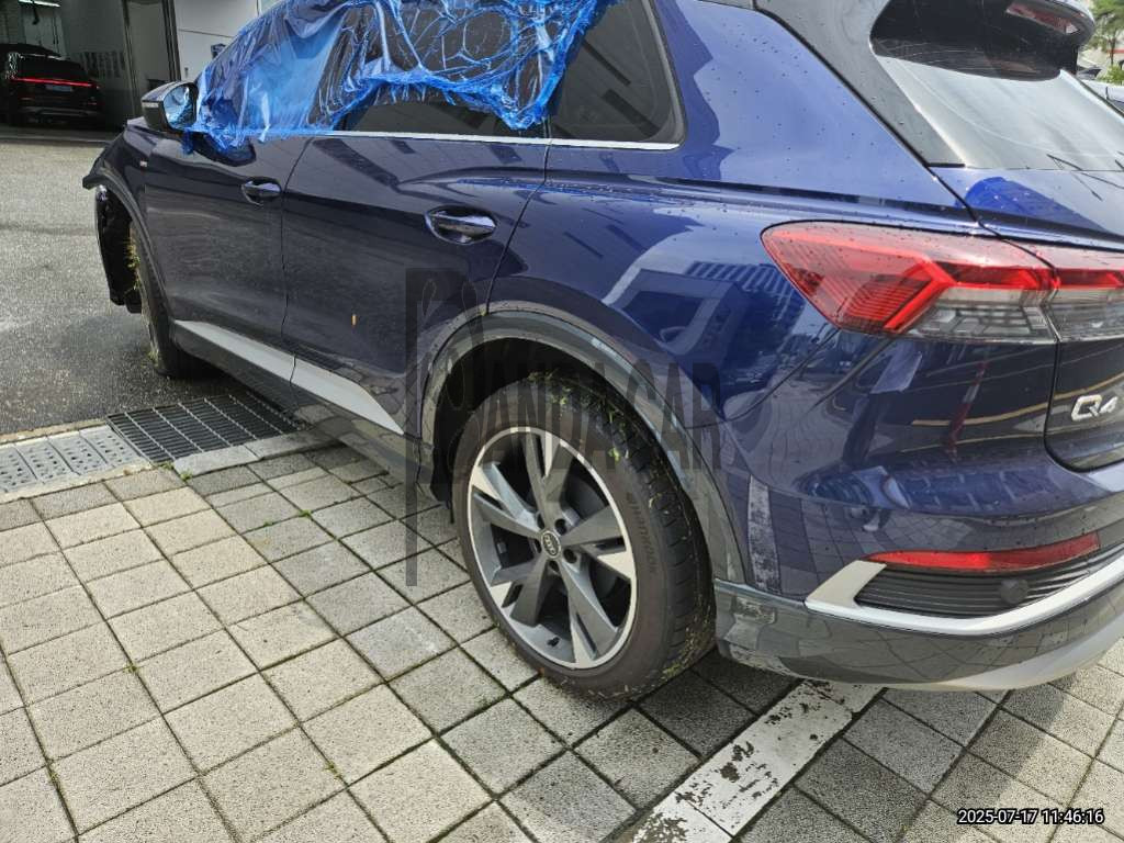 2023 Audi Q4 40 etron, photograph 10