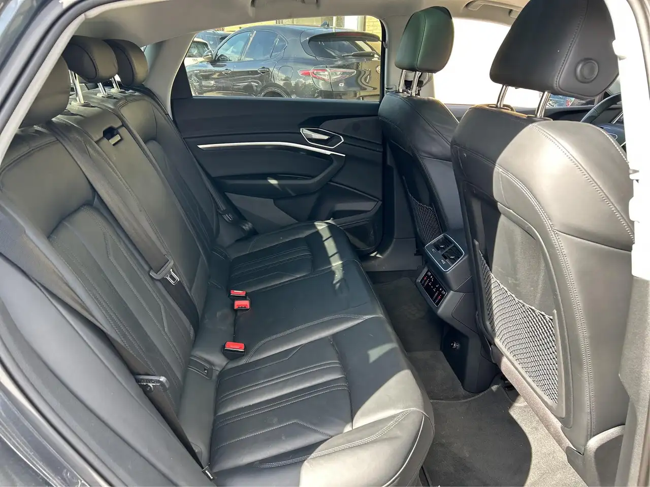 2023 Audi e-tron Sportback 55 S line ACC AHK HuD PANO 360°, photograph 11