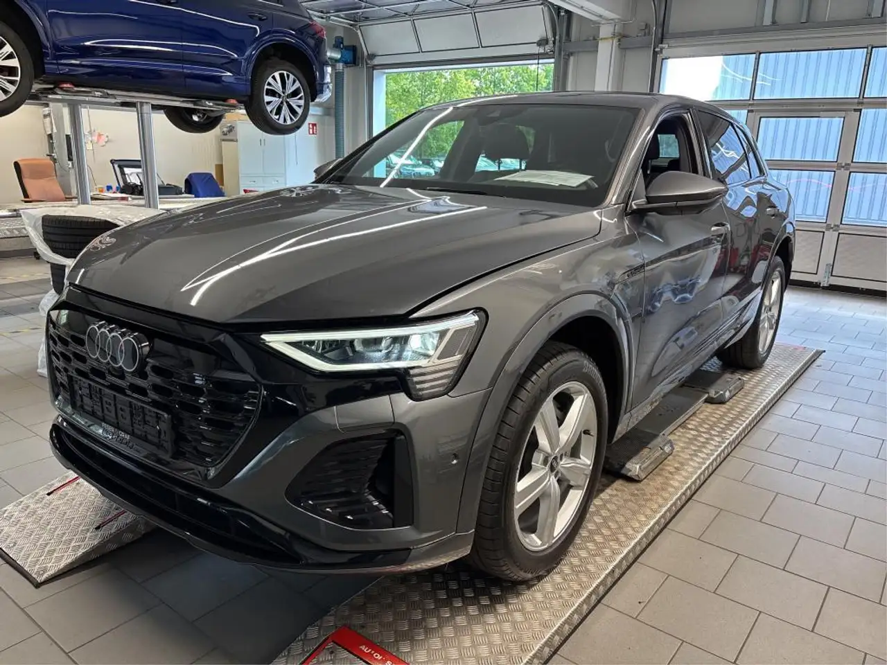2023 Audi Q8 e-tron 50 2x S line ACC BLACK 360° 20Z SHZ VC, photograph 1