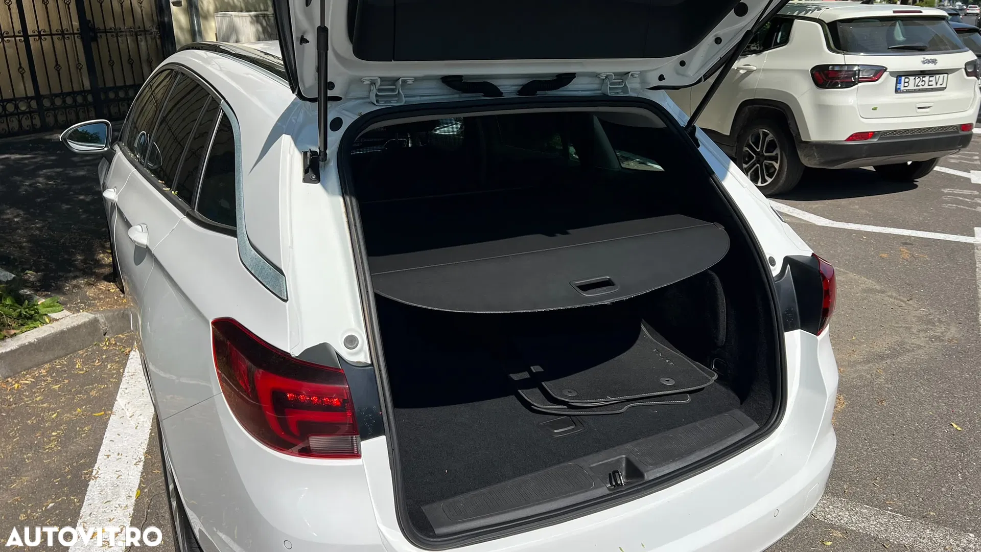 2020 Opel Astra 1.5 D Start/Stop Automatik 2020, photograph 6