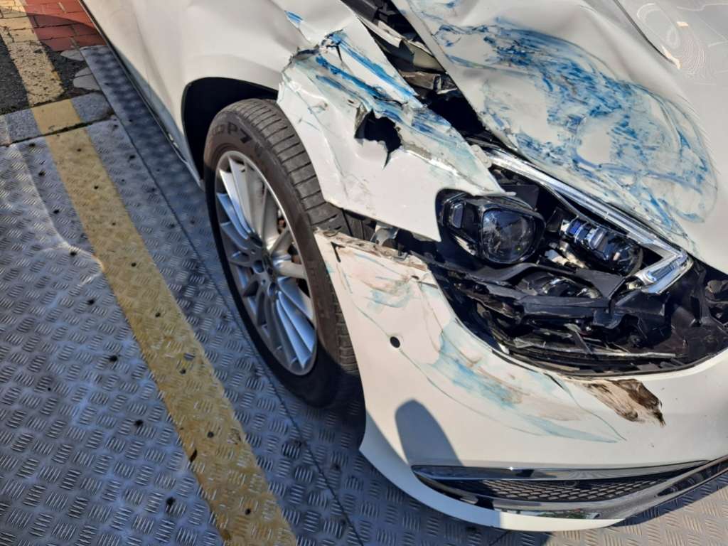 2022 Mercedes-Benz E250, photograph 4