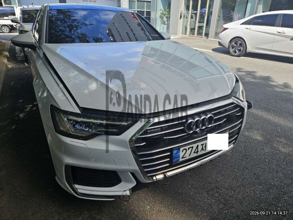 2022 Audi A6 45 TFSI quattro, photograph 1
