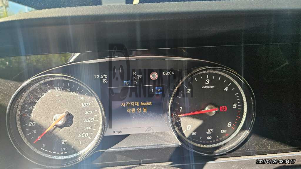 2020 Mercedes-Benz E220 d 4MATIC, photograph 3