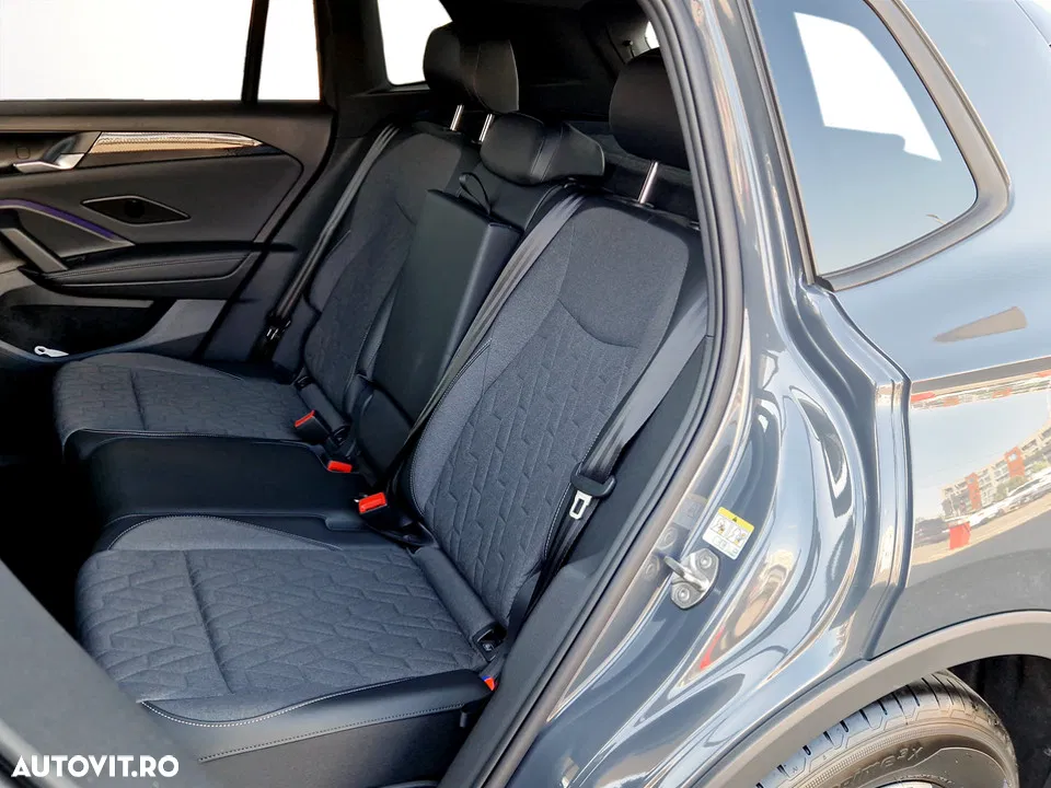 2026 Volkswagen Tiguan, photograph 11