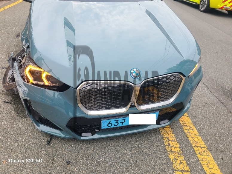 2024 BMW iX1 xDrive30, photograph 1