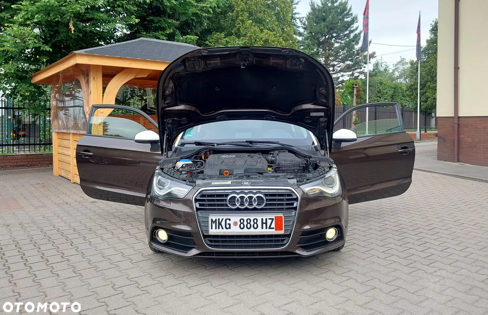 2011 Audi A1 3-drzwiowe 1.6 TDI S line Sportpaket, photograph 11