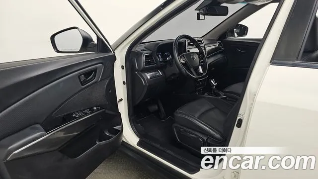 KG_Mobility_Ssangyong TIBOLI 1.5 A3 2WD — photo 1 of 33