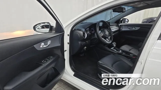 2023 Kia K3 1.6, photograph 3