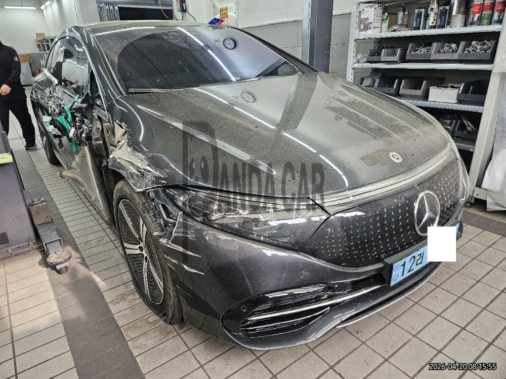 2022 Mercedes-Benz EQS450 +, photograph 1