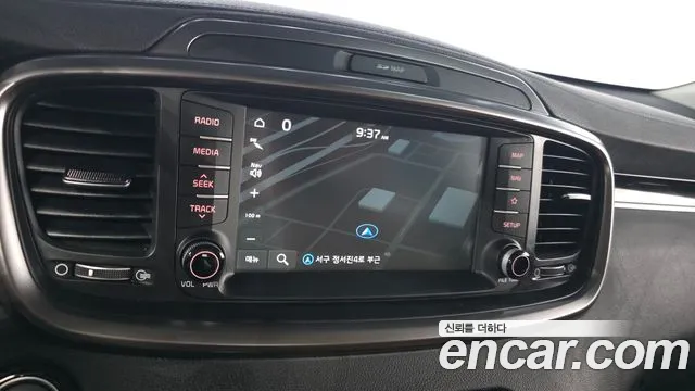 Kia Sorento Diesel 2.2 2WD — photo 1 of 30
