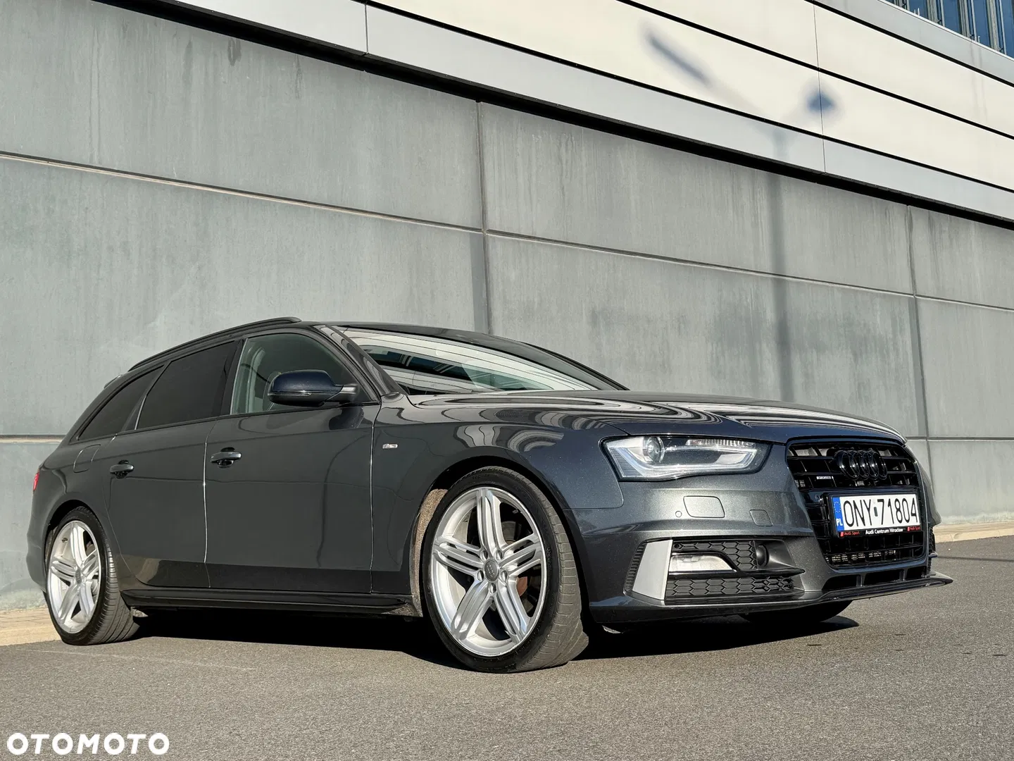 2015 Audi A4 Avant 2.0 TDI DPF clean diesel quattro S line Sportpaket, photograph 11