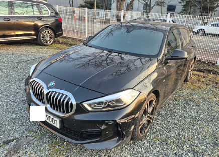 2021 BMW 118d, photograph 3
