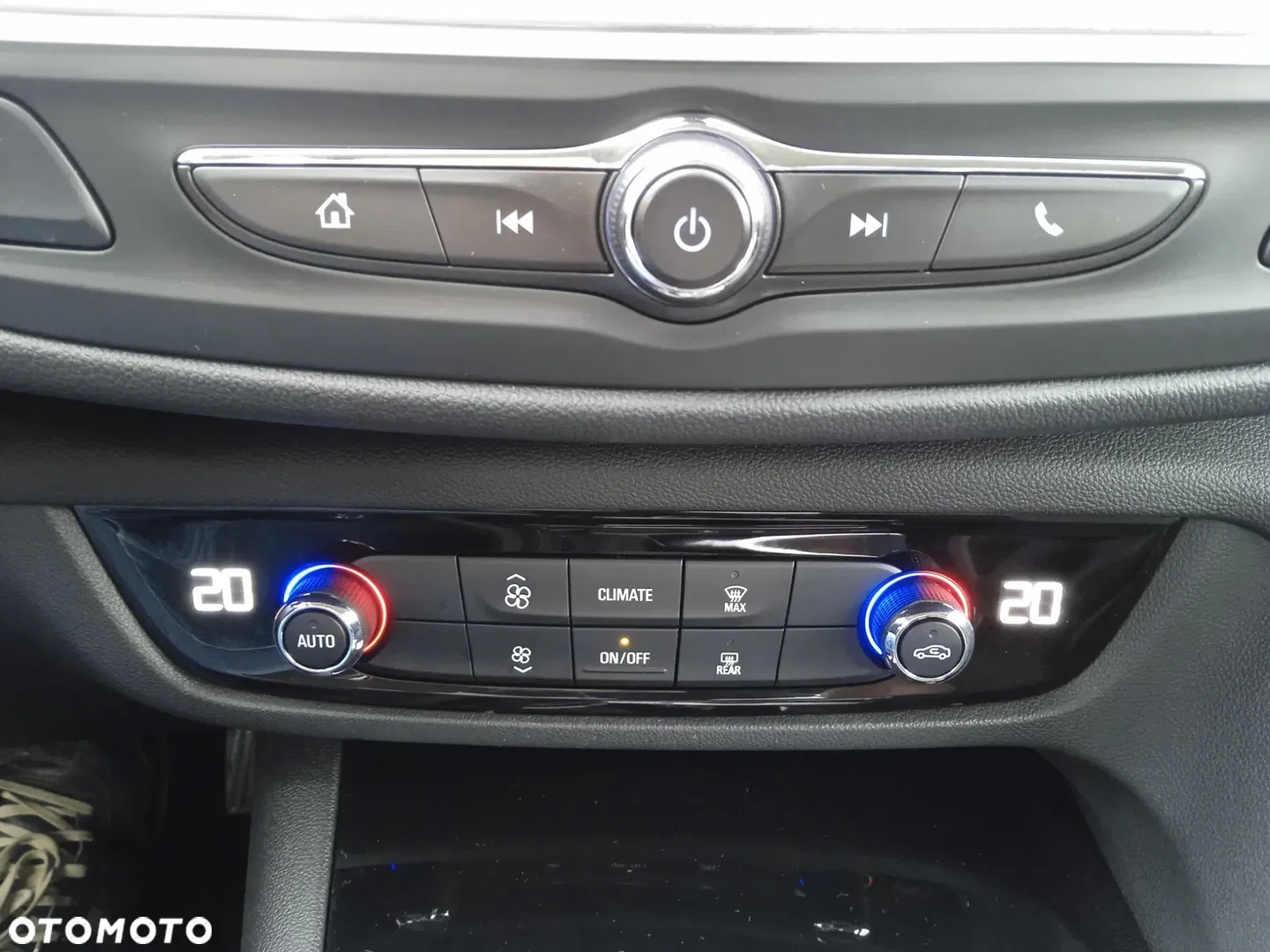 2018 Opel Insignia 1.5 T Enjoy S&S, photograph 11