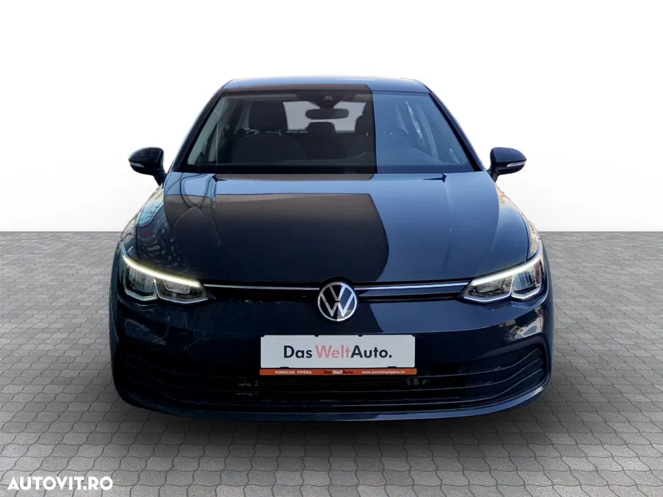 2021 Volkswagen Golf 1.0 TSI Life, photograph 4