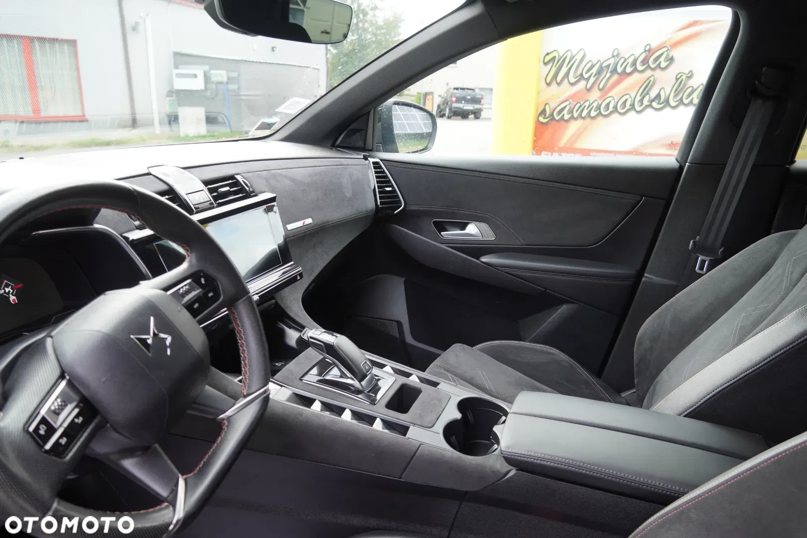 2019 DS Automobiles DS 7 Crossback ver-1-6-puretech-performance-line-plus, photograph 12