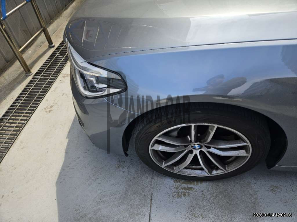 2017 BMW 520d, photograph 3