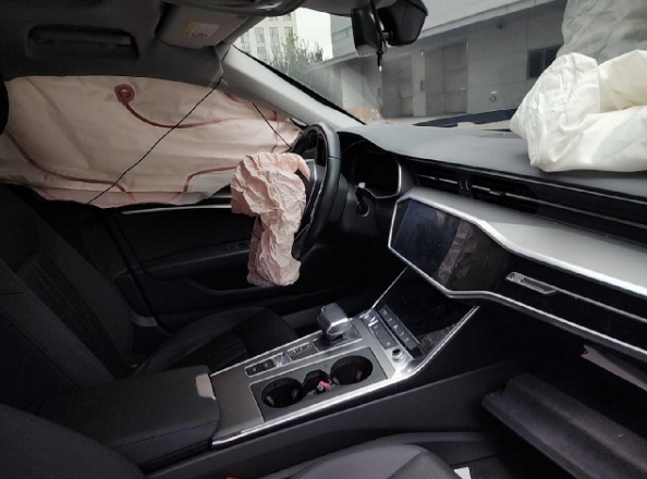 2020 Audi A6 40 TDI, photograph 1