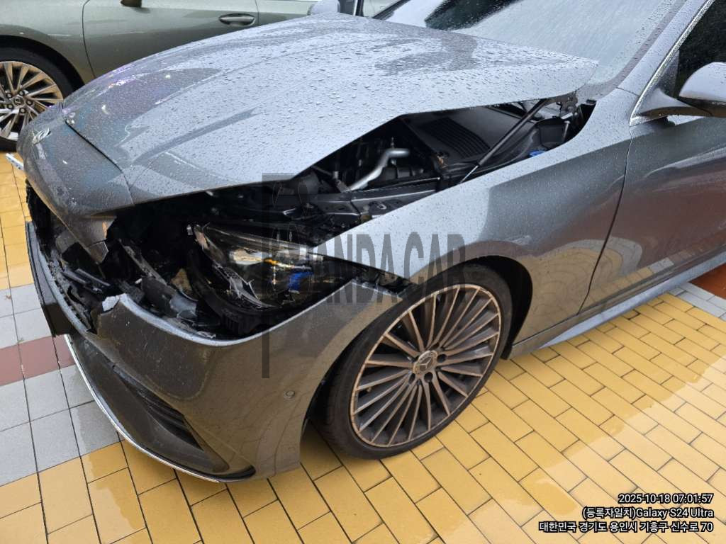 2023 Mercedes-Benz C300 4MATIC, photograph 4