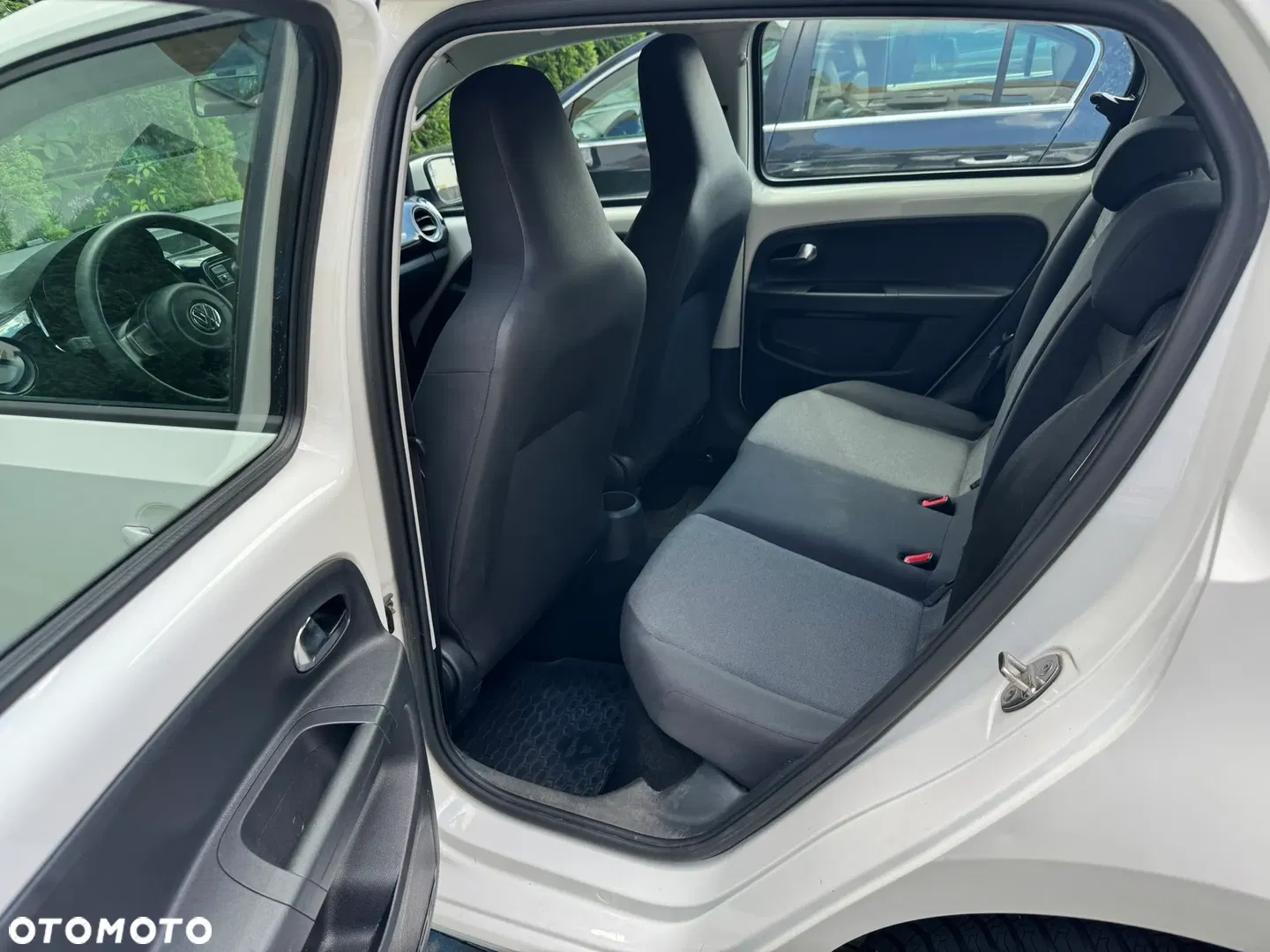 2015 Volkswagen up! 1.0 move EU6, photograph 12