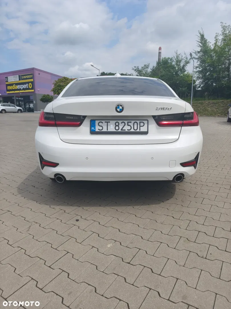 2019 BMW Seria 3 318d, photograph 6
