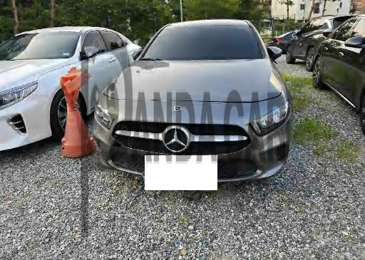 2021 Mercedes-Benz A220 Sedan, photograph 1