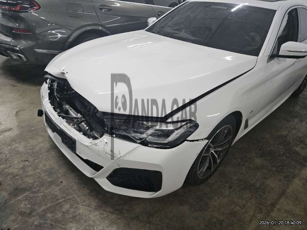 2022 BMW 520i, photograph 4