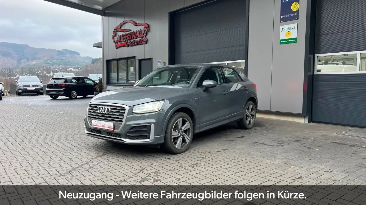 Audi Q2 sport S Line * Navi * LED * DCC * 2-Z Klima — photo 1 of 12