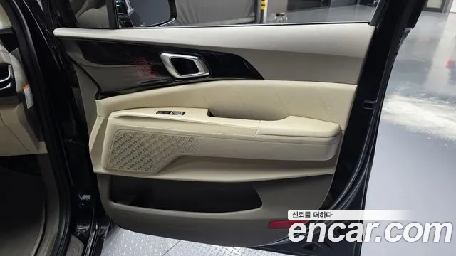 2024 Kia Canival HEV 7seater Signature, photograph 8