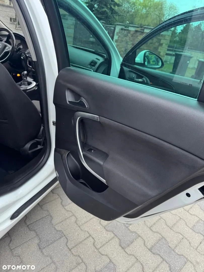 2014 Opel Insignia 2.0 CDTI EcoFLEX Start/Stop Sport, photograph 10
