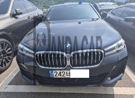 2023 BMW 523d xDrive, photograph 2
