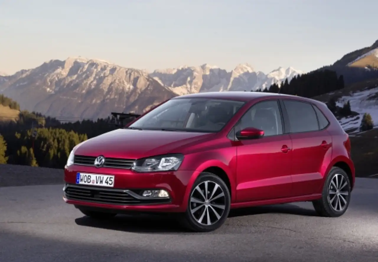 2016 Volkswagen Polo Polo 5p 1.0 mpi Trendline 60cv, photograph 2