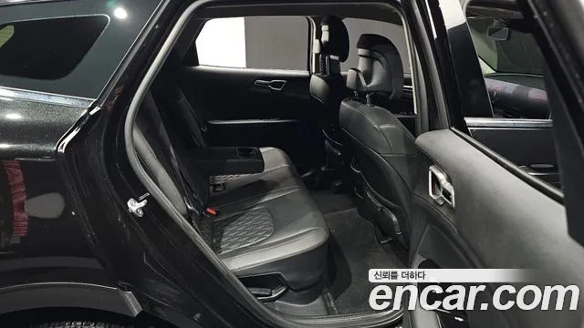 2022 Kia Sportage Signature Gravity 2WD, photograph 3